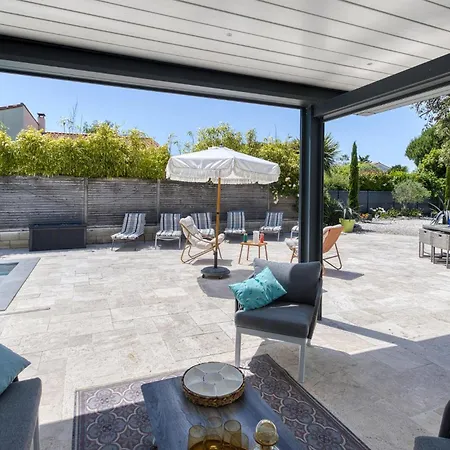 Stunning In Semesterbostad